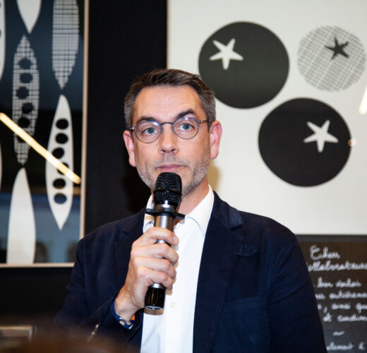 Reunion ville hybride autour de l’emploi productif metropolitain a la Manufacture Design de Saint-Ouen