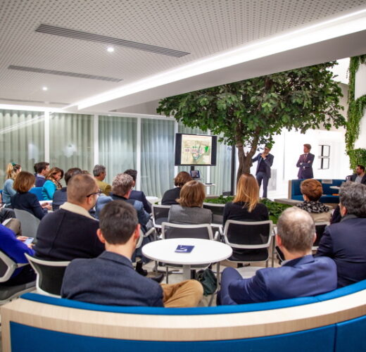 Club Ville Hybride sur le thème hybrider les zones commerciales