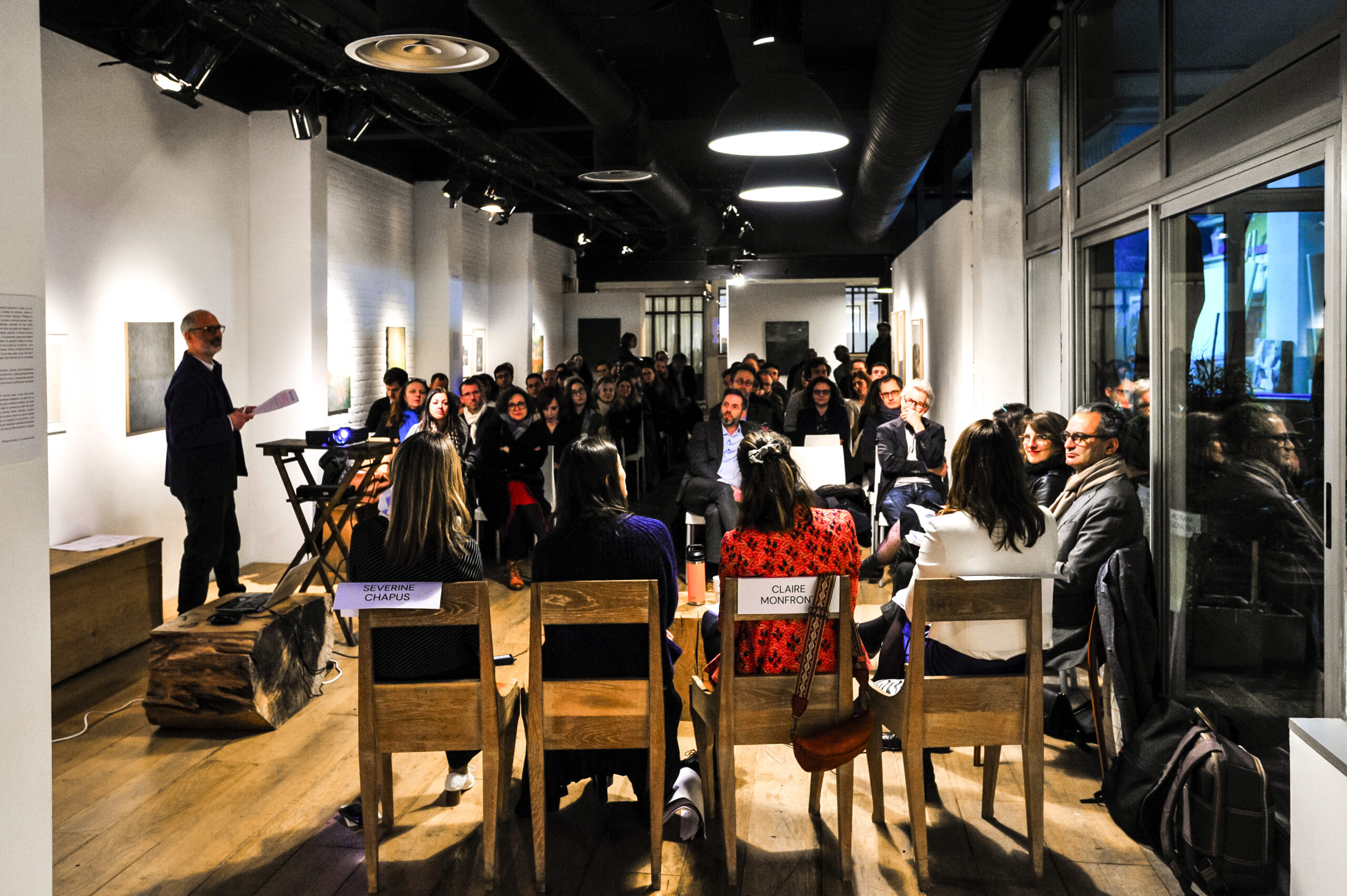 Soiree table ronde du club Ville Hybride a Paris, organisé à la galerie Univer