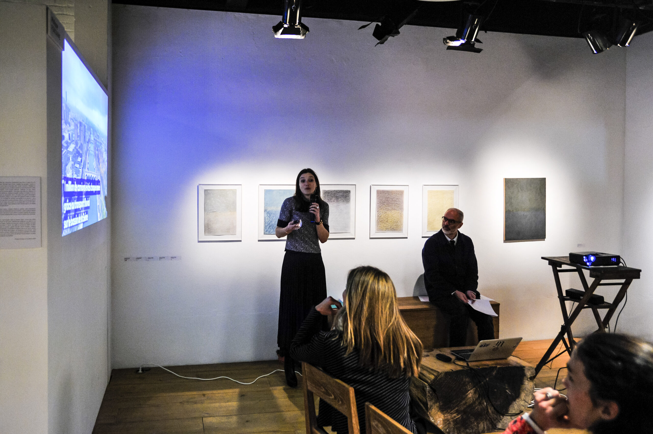 Soiree table ronde du club Ville Hybride a Paris, organisé à la galerie Univer