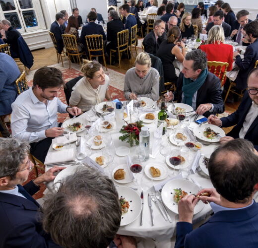 Diner des personnalites a la Maison des Polytechniciens.