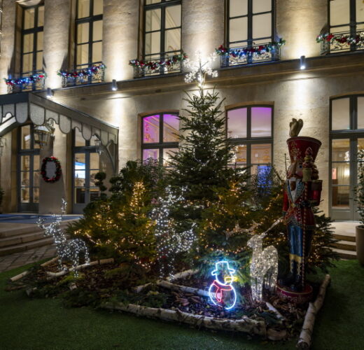 Diner des personnalites a la Maison des Polytechniciens.